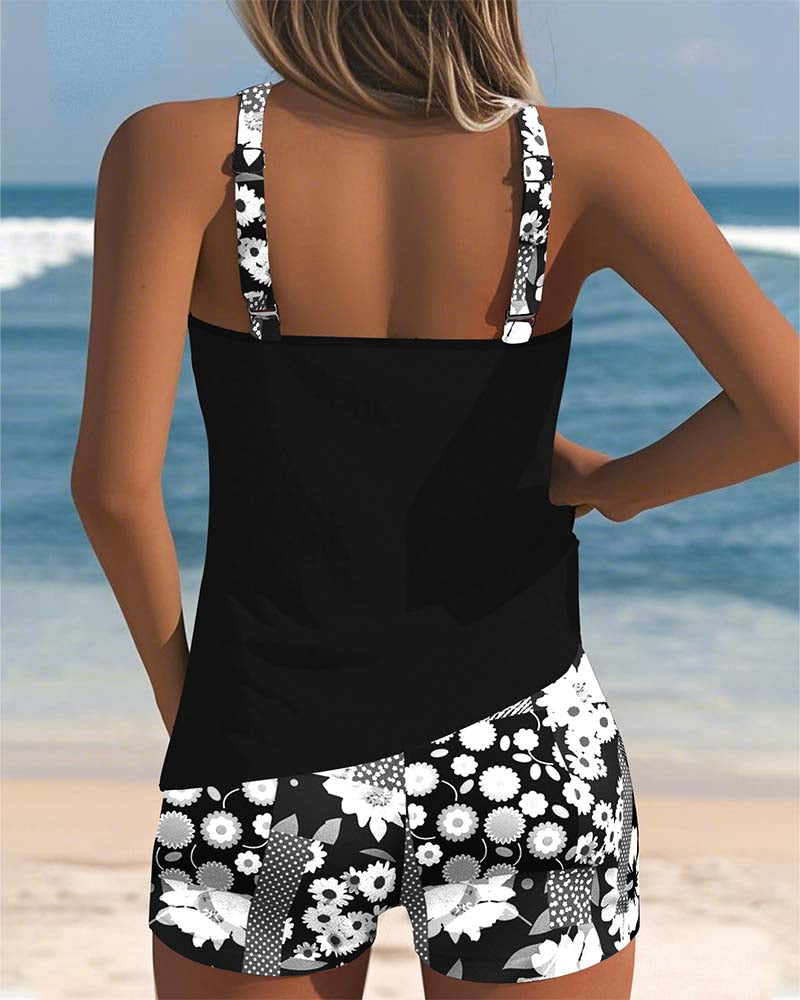 Melanie™ | Two-Piece Swimsuit with Comfortable Fit and Floral Beach Style