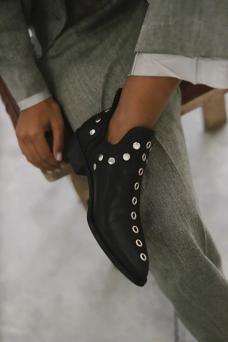 Jorja™ | Studded Pointed Boots