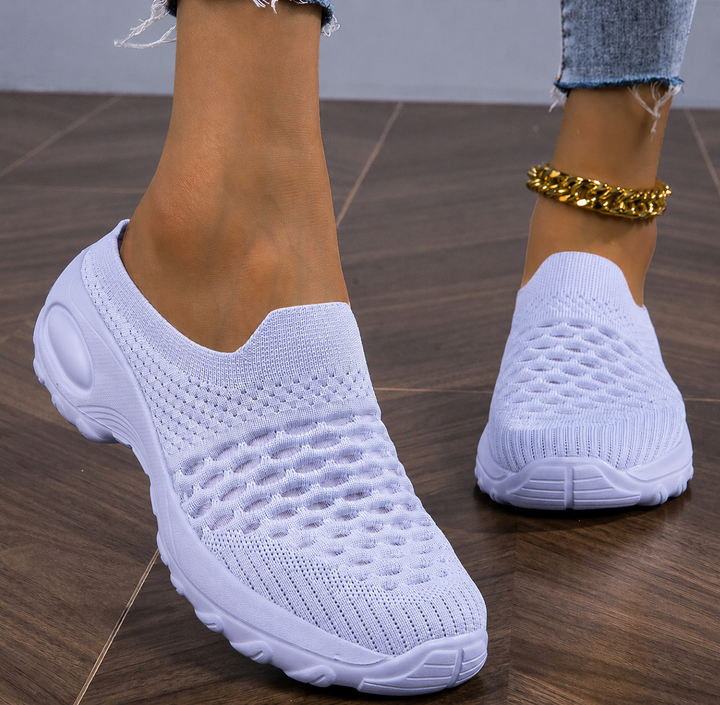 Wren | Women's Slip-On Walking Sneakers