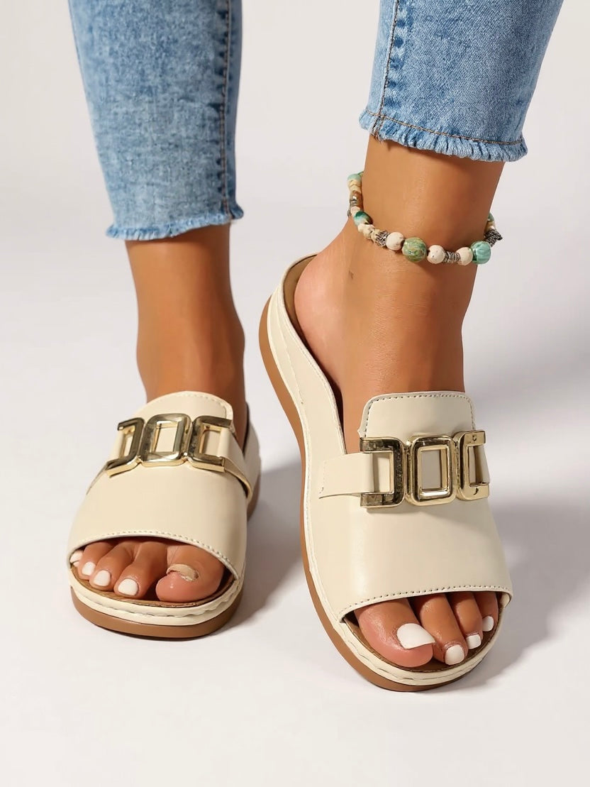 Juno | Women's Cushioned Buckle Slides