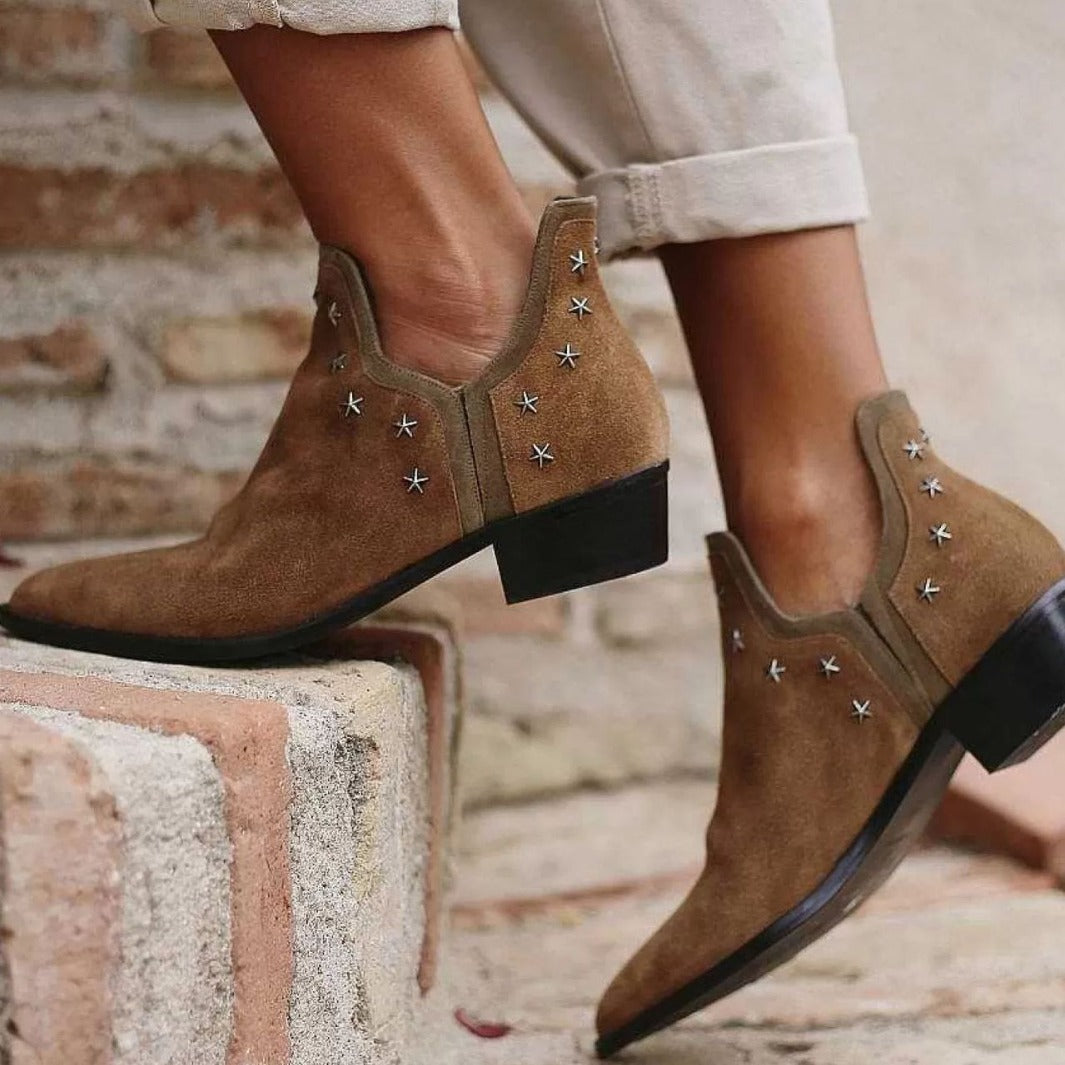 Hyacinth™ | Studded Western Boots