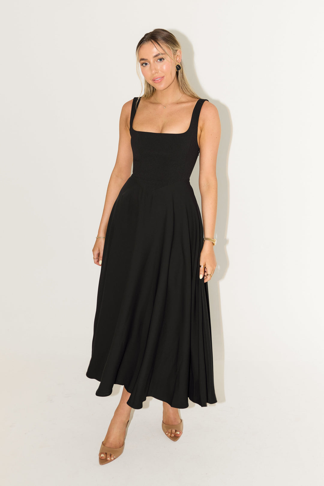 Angela™ | Timeless Flowy Midi Dress