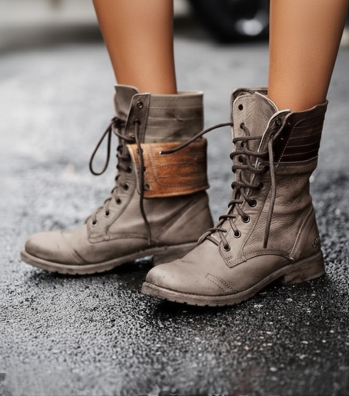 Rowena™ | Women’s Vintage Lace-Up Boots