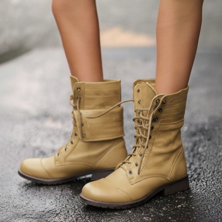 Rowena™ | Women’s Vintage Lace-Up Boots