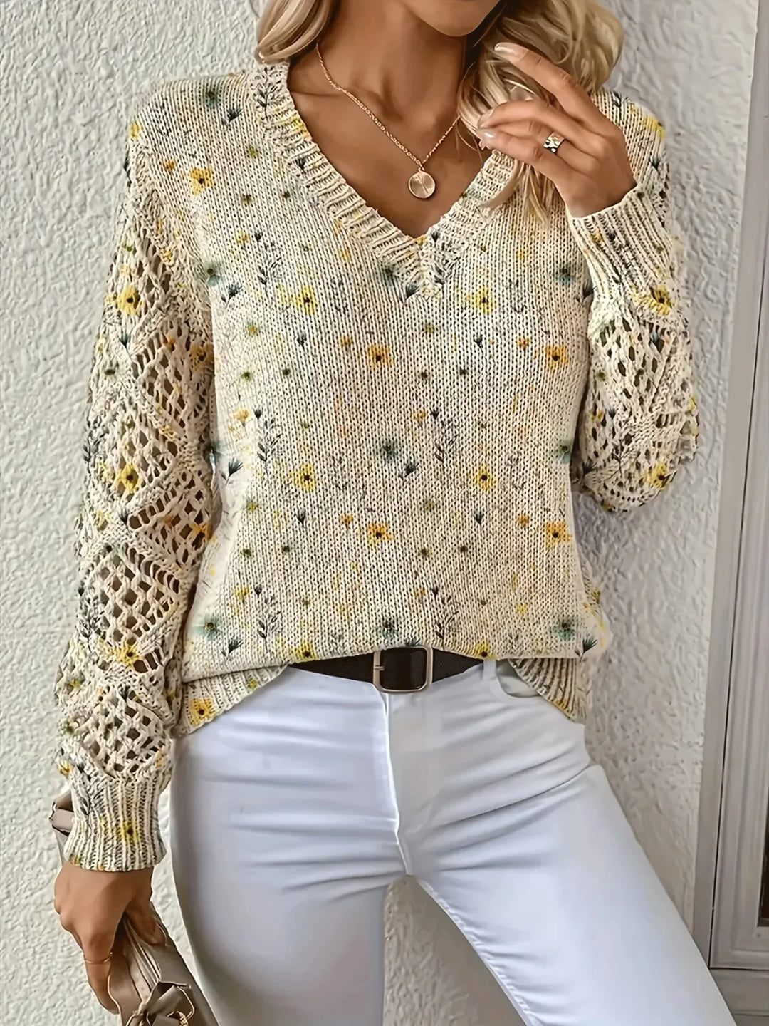 Ellie™ | Elegant Floral Pullover