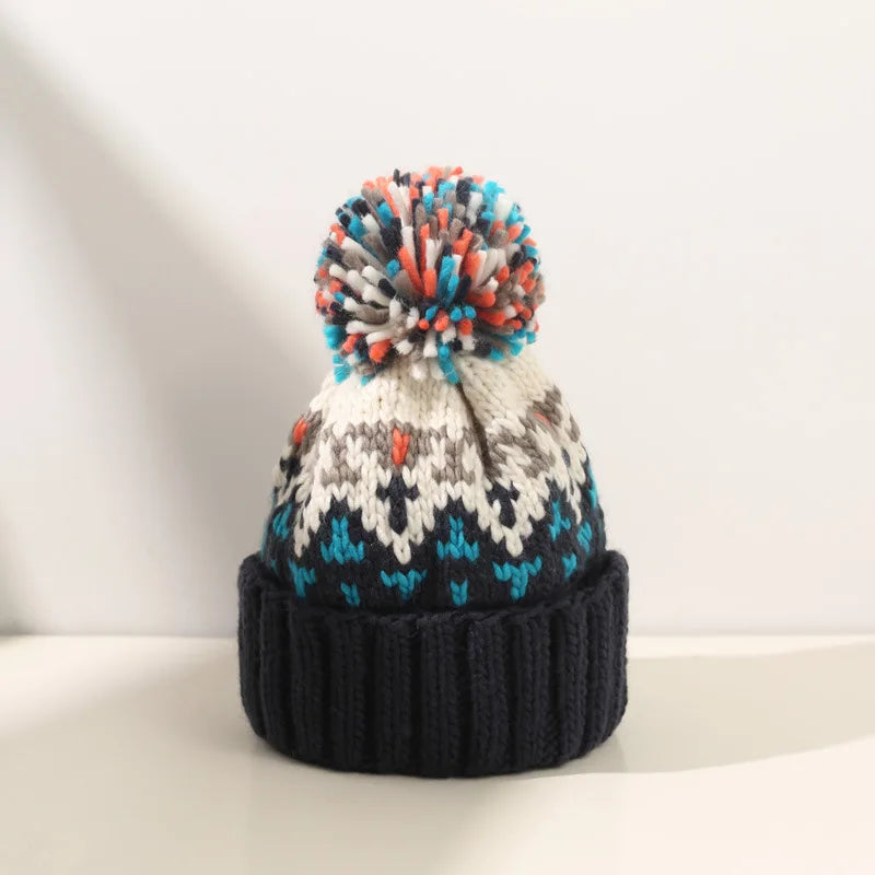 TAMARA™ | Cozy Snowflake Pom Beanie