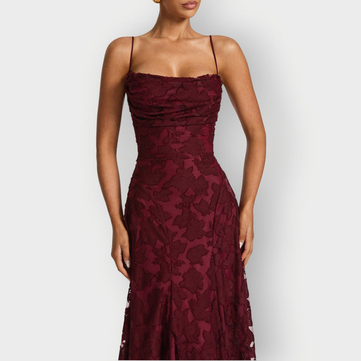 Camryn™ | Elegant Strapless Velvet Gown