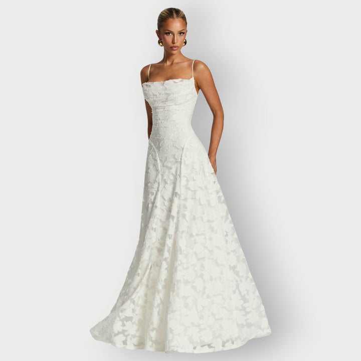 Camryn™ | Elegant Strapless Velvet Gown