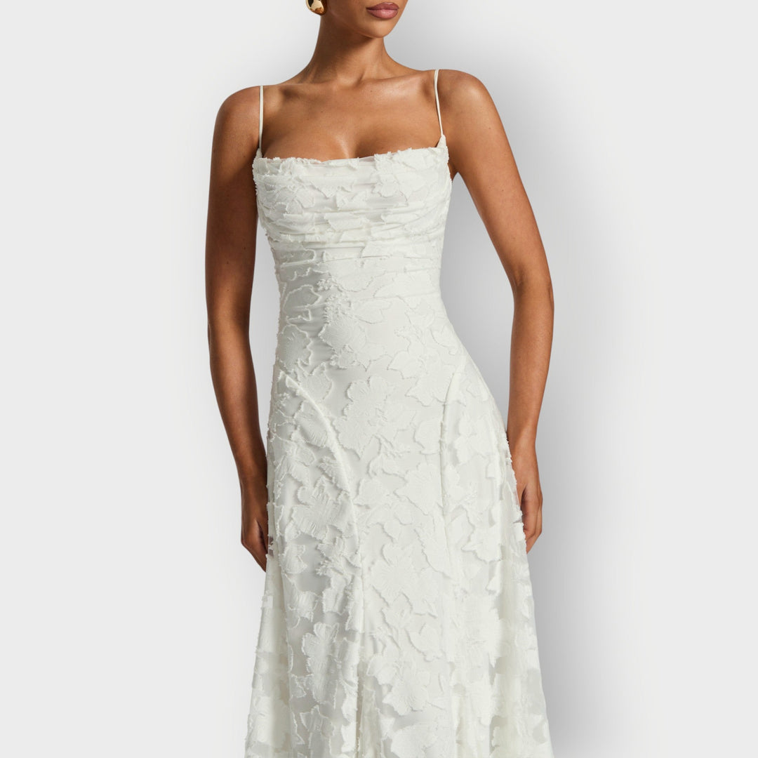 Camryn™ | Elegant Strapless Velvet Gown
