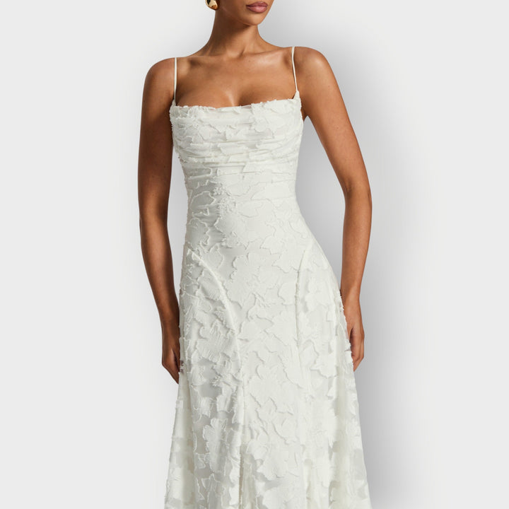 Camryn™ | Elegant Strapless Velvet Gown