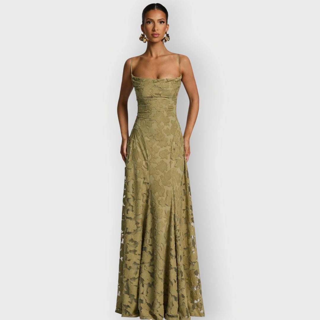Camryn™ | Elegant Strapless Velvet Gown