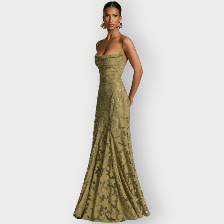 Camryn™ | Elegant Strapless Velvet Gown