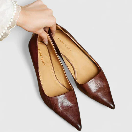 Vera | Women's Pointed Toe Slingback Kitten Heels in Burgundy
