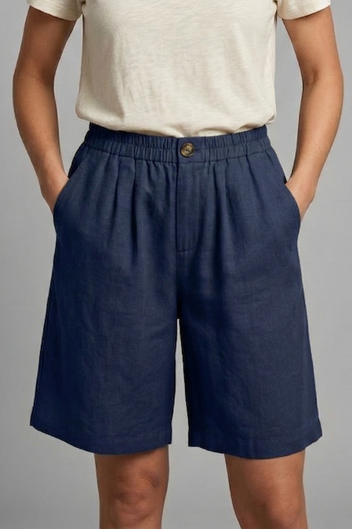 Juniper | Women's Elastic Waist Relaxed Fit Shorts - Green - Image 11