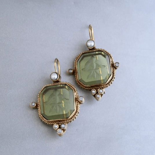 Vivara™ | Vintage Green & Pearl Earrings
