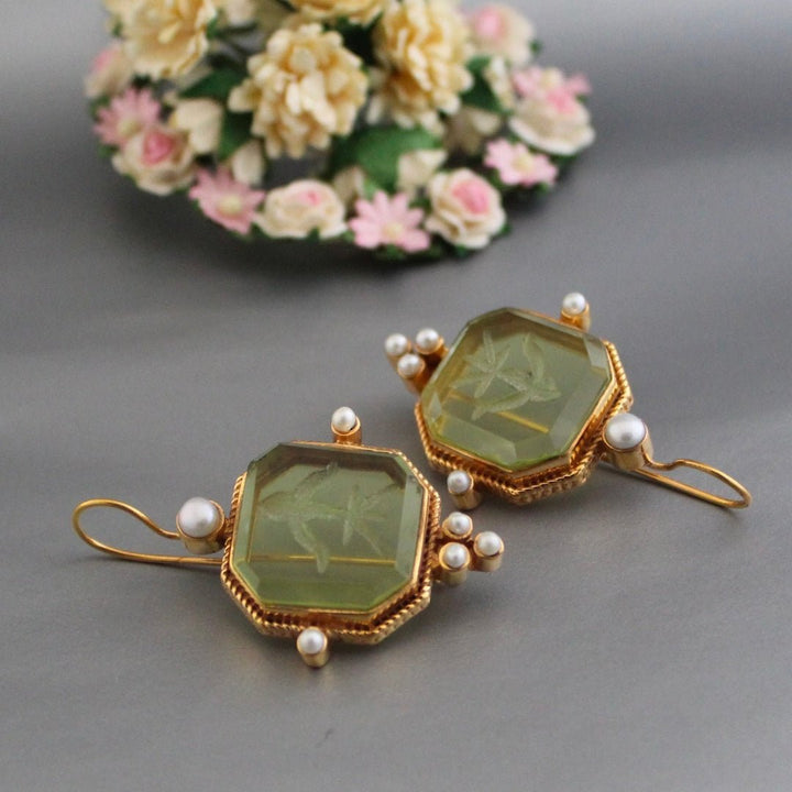 Vivara™ | Vintage Green & Pearl Earrings